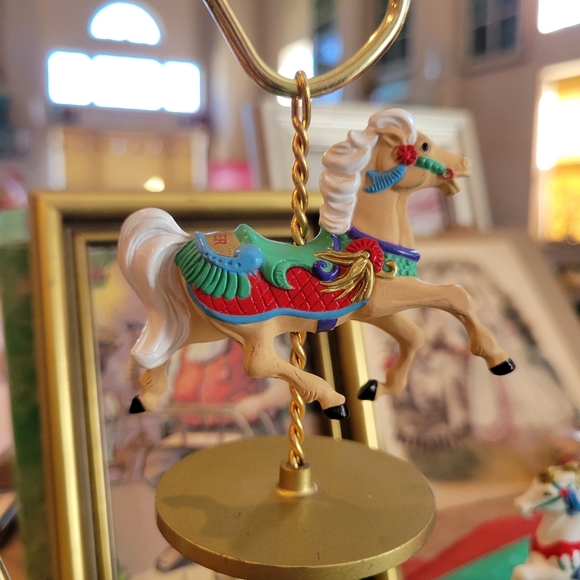Hallmark 1989 Carousel Horse Christmas Ornaments (4) ~ GUC - Picture 15 of 16
